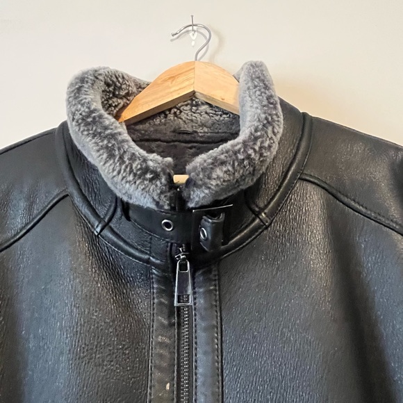 COPY - Men’s size 44 Overland Sheepskin Coat - Picture 7 of 13